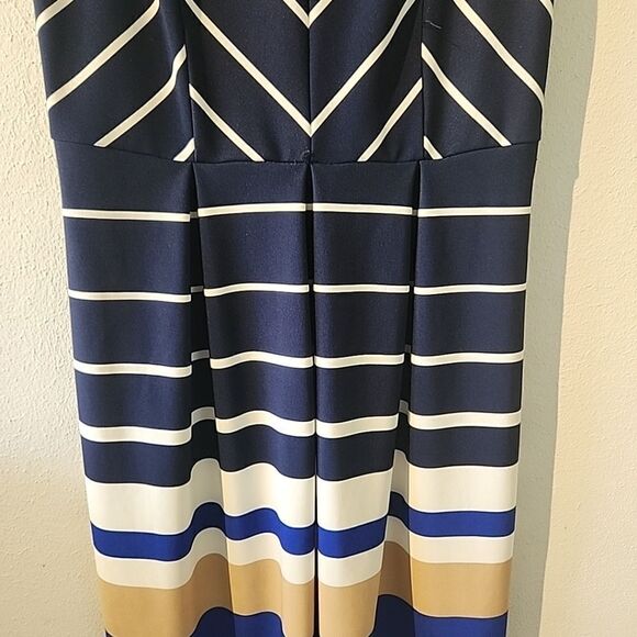 I Le New York Women's Dress Striped Blur Tan Midi Size 8. Missing Belt - Picture 3 of 6